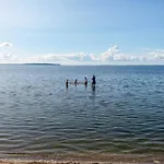 6 Person In